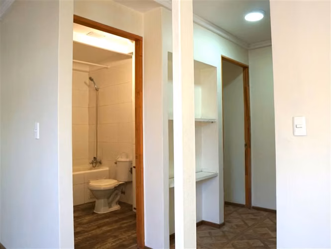 Casa interior en arriendo 2D 2B Bod. 1 Est. LIMACHE. - Imagen 23
