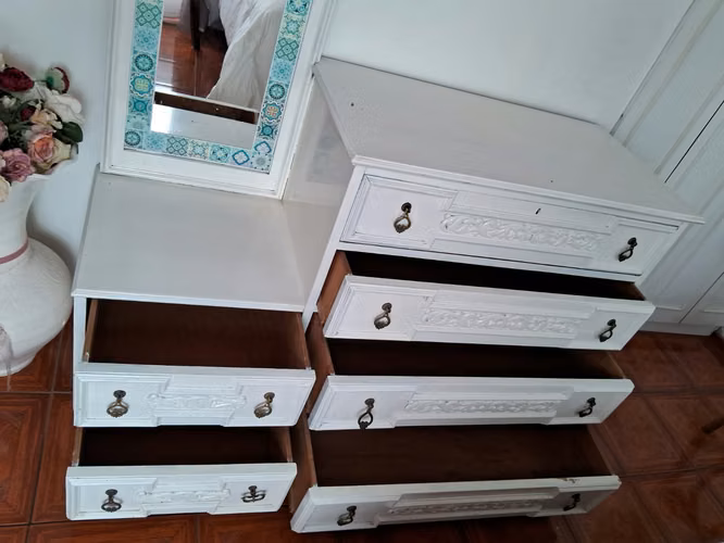 CAJONERA ANTIGUA DE MADERA – AMPLIA Y RESISTENTE - Imagen 3
