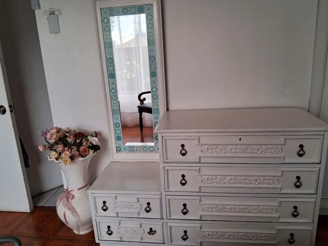CAJONERA ANTIGUA DE MADERA – AMPLIA Y RESISTENTE - Imagen 2