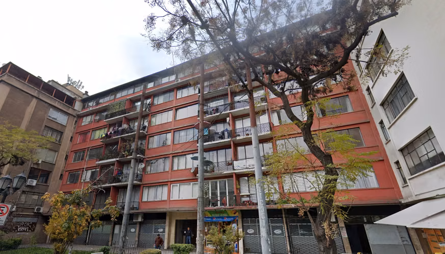 Arriendo Depto Santiago Centro | 1D 1B 1E Clásico, Piso Parquet y Agua Incluida