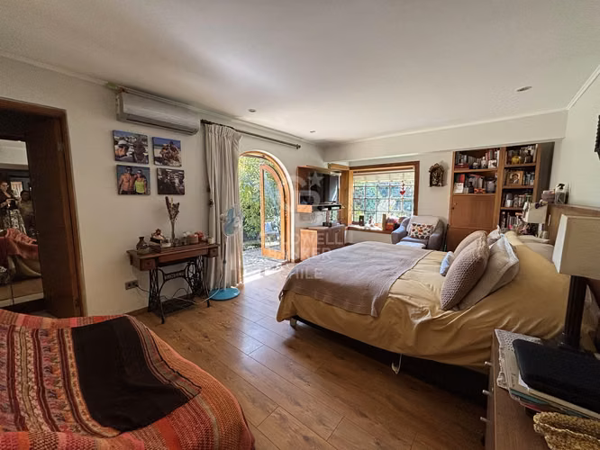 Venta casa cercana a Colegio Redland -  Los Dominicos - Imagen 6