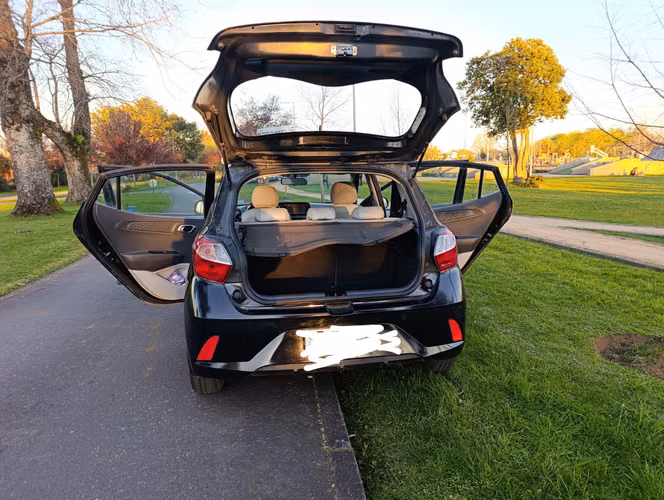 Hyundai Grand i10  modelo Hatchback año 2021 - Imagen 2