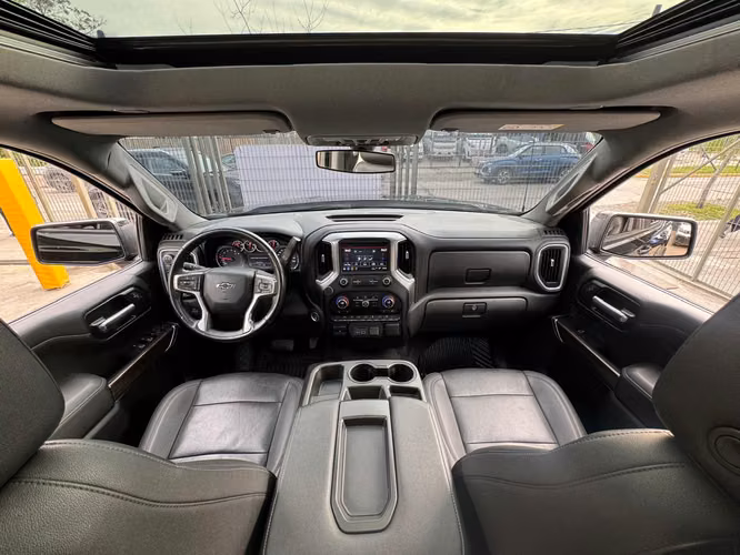 Chevrolet Silverado - Imagen 18