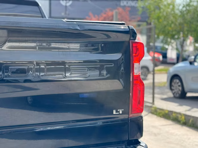Chevrolet Silverado - Imagen 10
