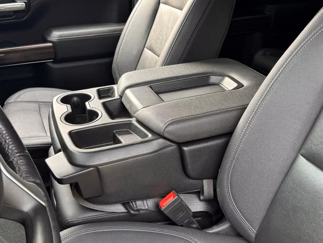Chevrolet Silverado - Imagen 16