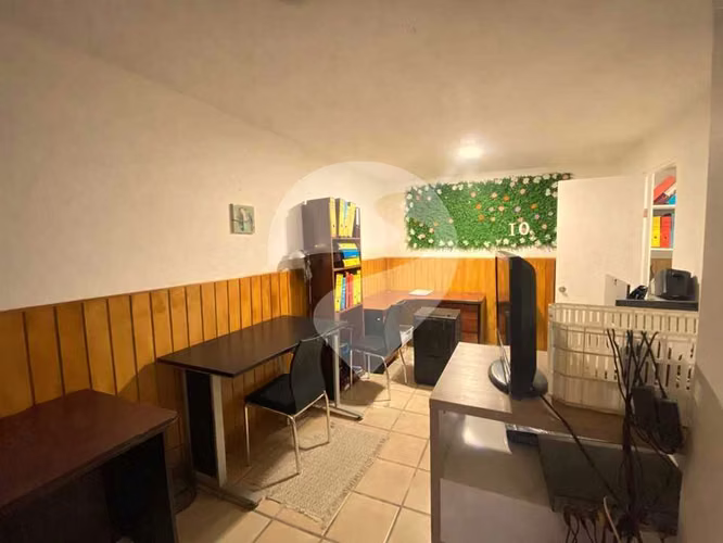 Casa Amplia y Moderna en Excelente Barrio (184723) - Imagen 13