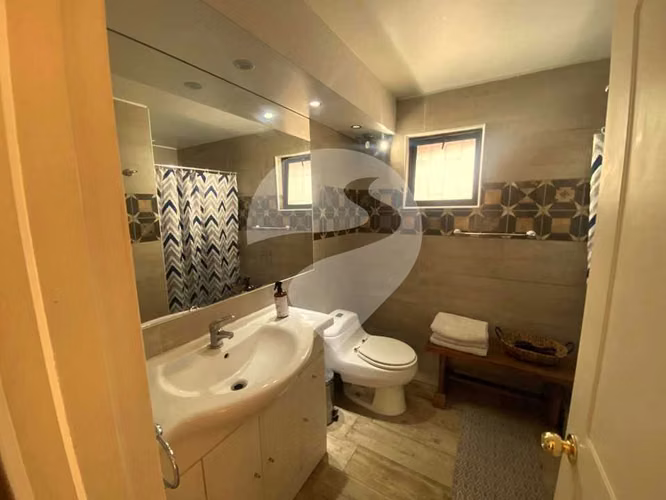Casa Amplia y Moderna en Excelente Barrio (184723) - Imagen 11