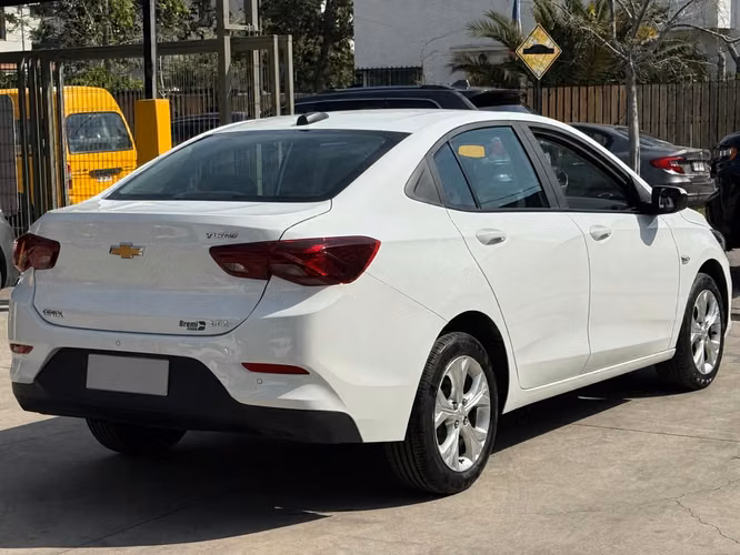 Chevrolet onix - Imagen 4