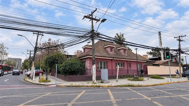 Gran Esquina Comercial + Bodega P. De Valdivia Macul - Imagen 23