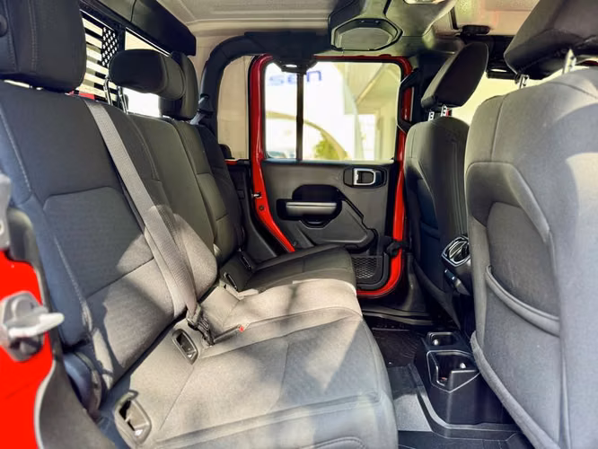 JEEP GLADIATOR SPORT 3.6L V6 AT8 AWD - 2021 | 4842 - Imagen 20