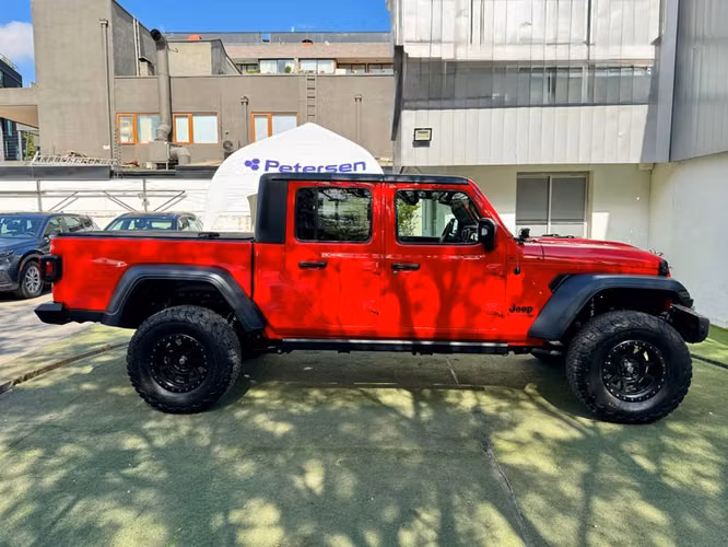 JEEP GLADIATOR SPORT 3.6L V6 AT8 AWD - 2021 | 4842 - Imagen 8