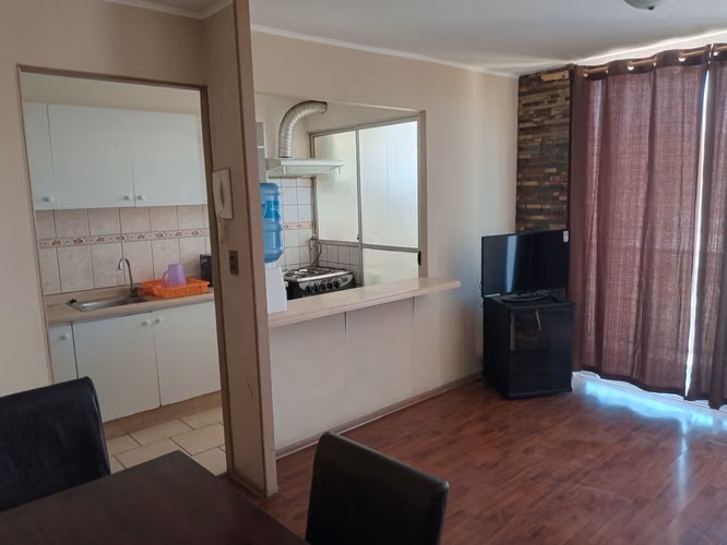 Arriendo Departamento Amoblado con estacionamiento (Quinta Valle)
