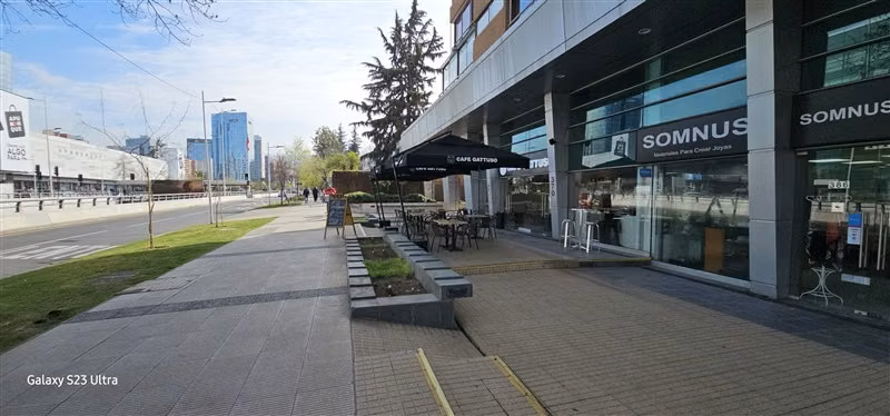 Local Comercial en arriendo en Las Condes - Imagen 6