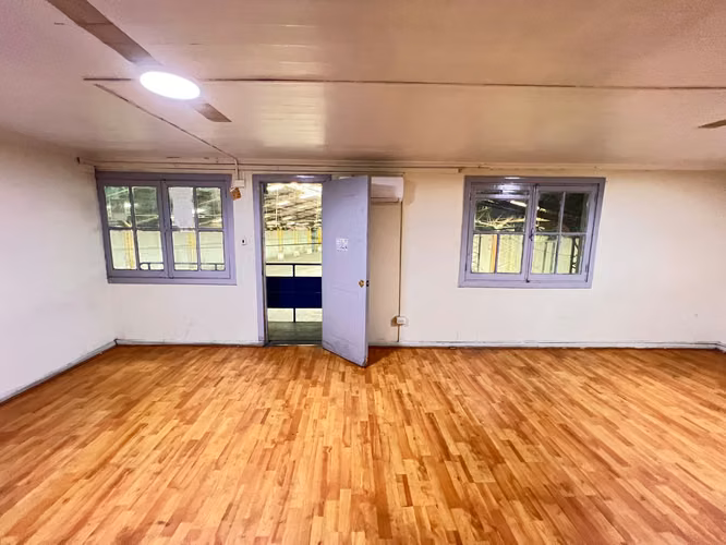BODEGA CON OFICINA 1800 M2 QUINTA NORMAL - Imagen 14