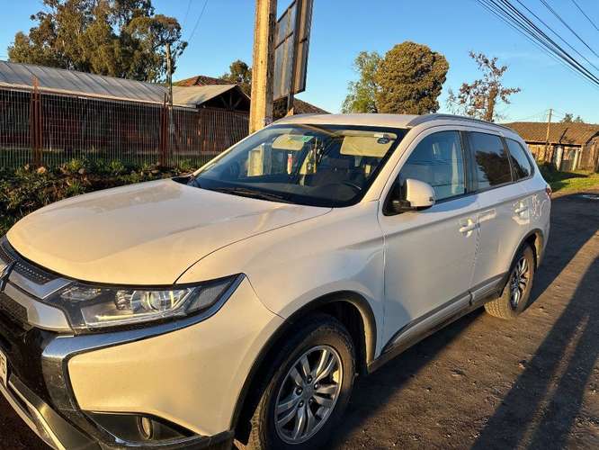 Mitsubishi Outlander 2019 4x2 2.0