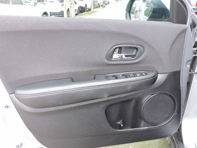 HONDA HR-V EX 1.8  2020 - Imagen 6