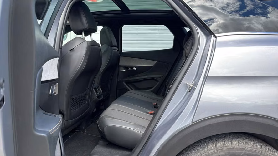 PEUGEOT 3008 GT 1.5 HDI 130 2022 - Imagen 13