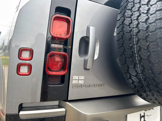 LAND ROVER DEFENDER 110 3.0I X-DYNAM 2024 - Imagen 7
