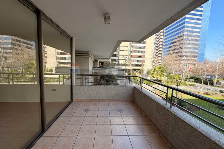 Departamento con hermosa vista - Imagen 6