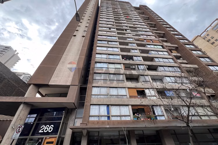 Depto en venta, serrano 266, santiago