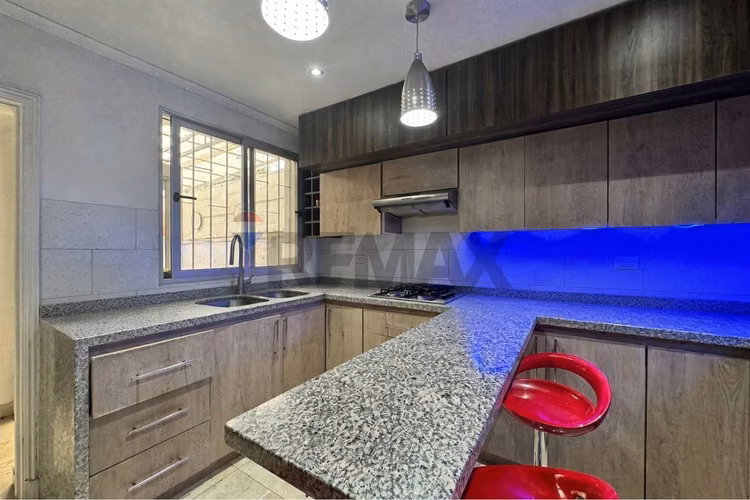 Venta casa en providencia - 6d/3b/2e - Imagen 8