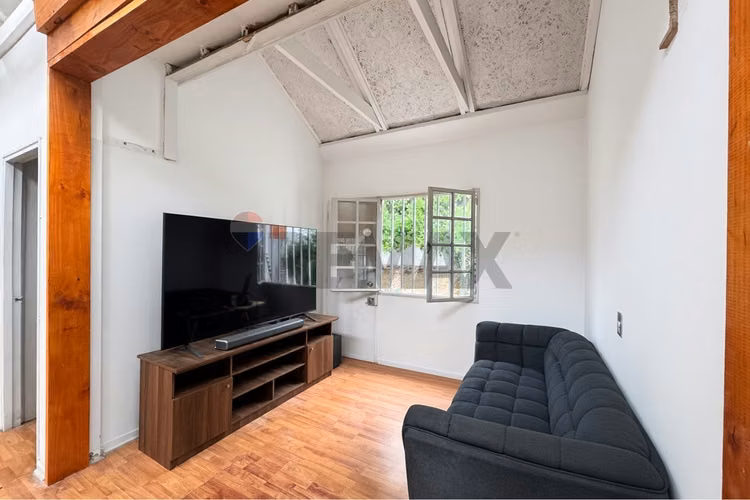 Venta casa en providencia - 6d/3b/2e - Imagen 5