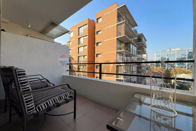 Arriendo lindo departamento amoblado - Imagen 6