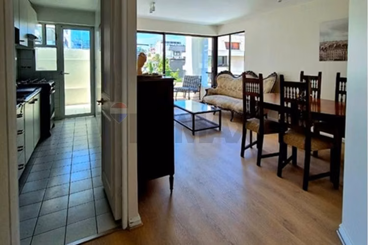 Arriendo lindo departamento amoblado - Imagen 2