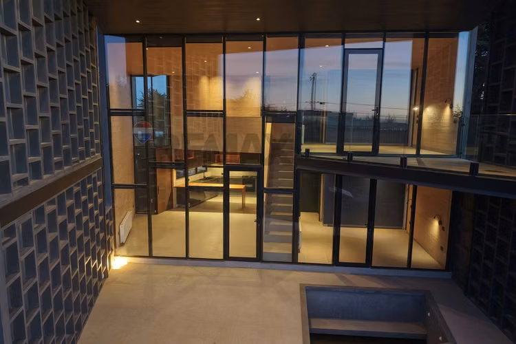 Casa estilo moderno en punta de lobos - Imagen 4