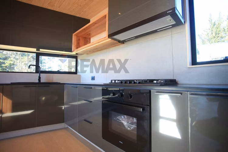 Casa estilo moderno en punta de lobos - Imagen 7