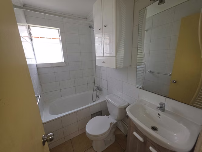 Arriendo Linda Casa 2 Pisos Excelente Estado Remodelada - Imagen 14
