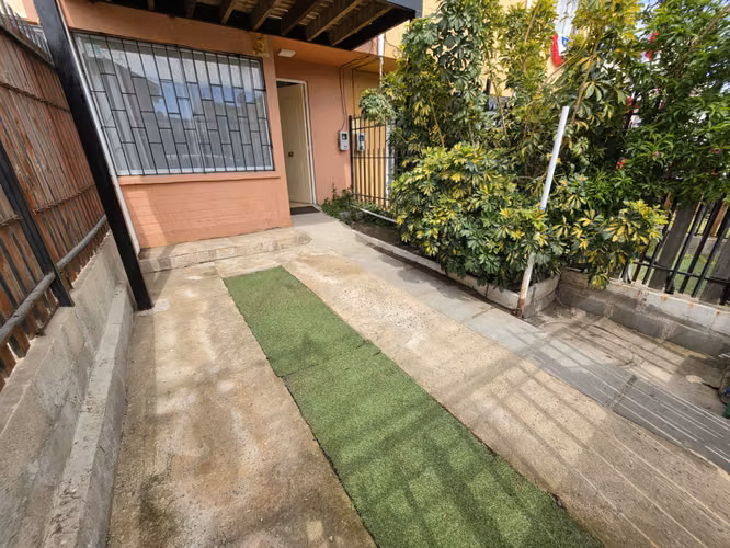 Arriendo Linda Casa 2 Pisos Excelente Estado Remodelada - Imagen 19