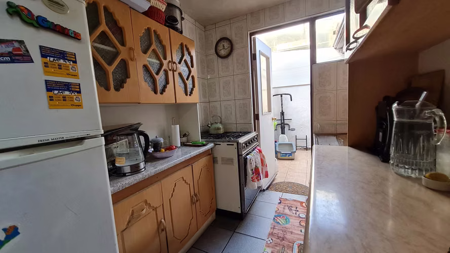 CASA DE 1 PISO, EN PASAJE CERRADO, CONEXIÓN - Imagen 10