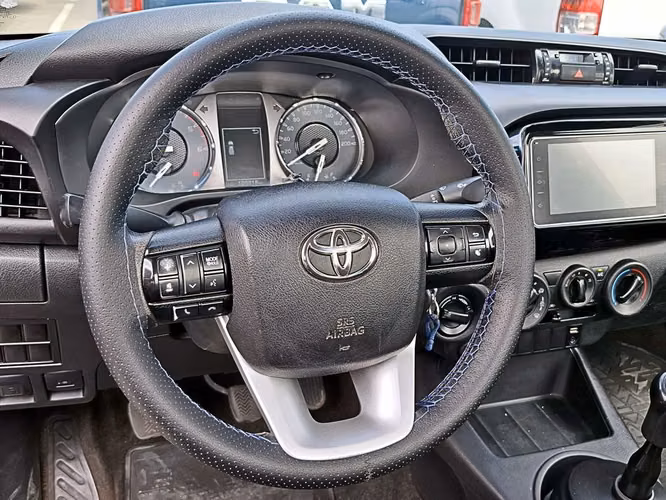 TOYOTA HILUX 2022 - Imagen 10