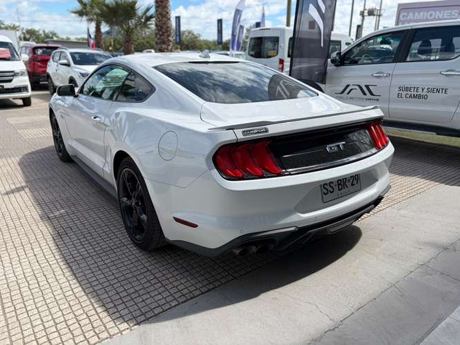 FORD MUSTANG 5.0 COUPE GT AT