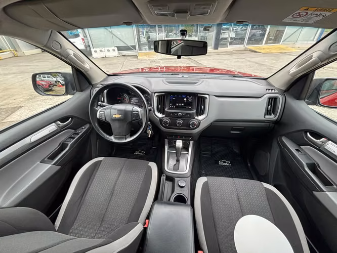 CHEVROLET COLORADO 2.8 LT AT 4X4 DIESEL - Imagen 11