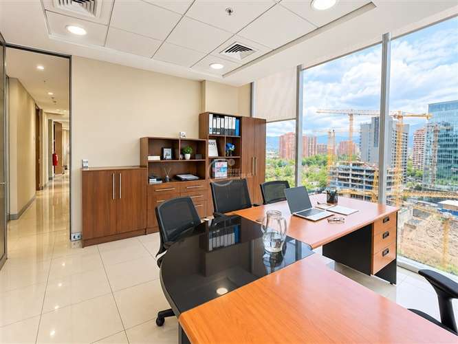 Oficina en arriendo en Las Condes - Imagen 2