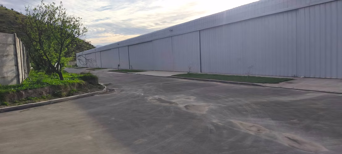 Bodega Amplia y Luminosa en Gran Ubicación (184812)