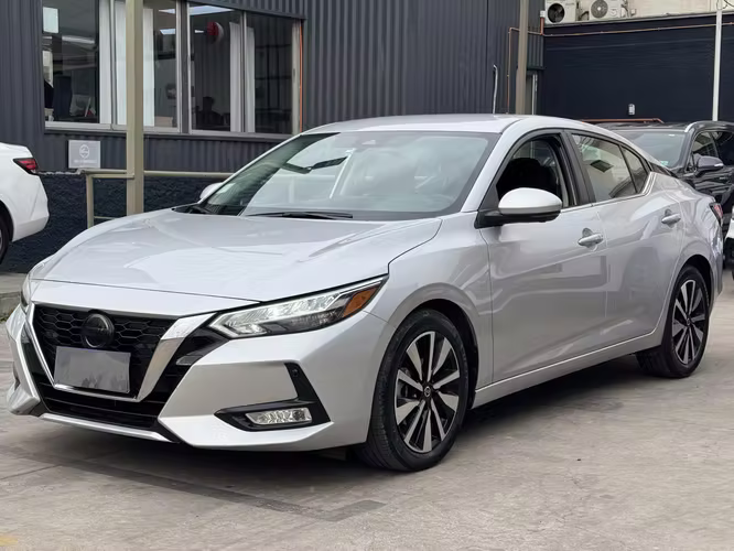 Nissan sentra