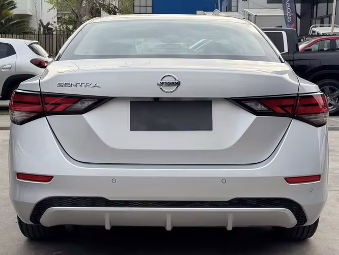 Nissan sentra - Imagen 5