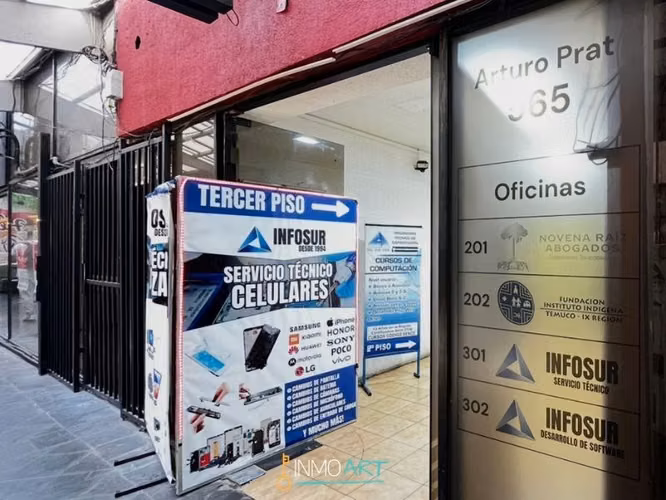 Arriendo oficina con 4 privados en el centro de Temuco