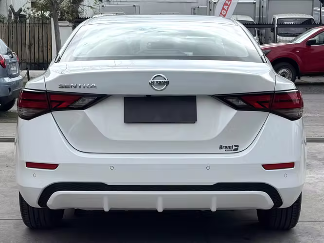 Nissan sentra - Imagen 5