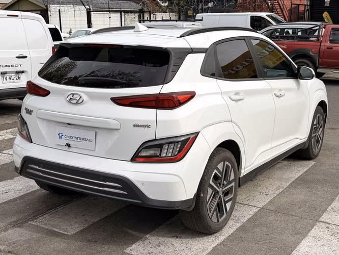 HYUNDAI KONA 2023 - Imagen 8