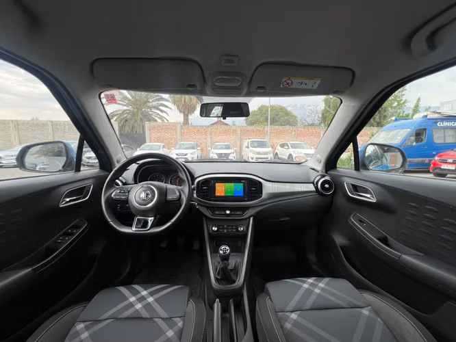 MG 3 1.5 STD 2025 - Imagen 14