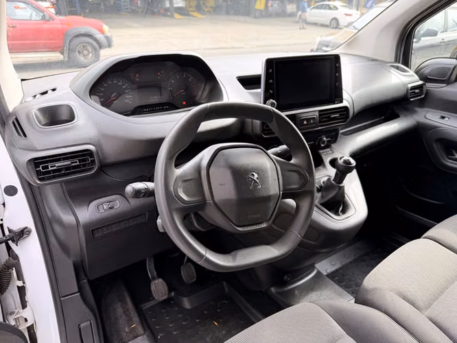 PEUGEOT PARTNER 2022 - Imagen 15