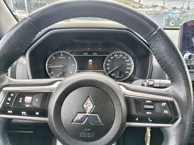 MITSUBISHI L200 2024 - Imagen 7