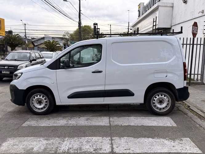 PEUGEOT PARTNER 2025 - Imagen 5