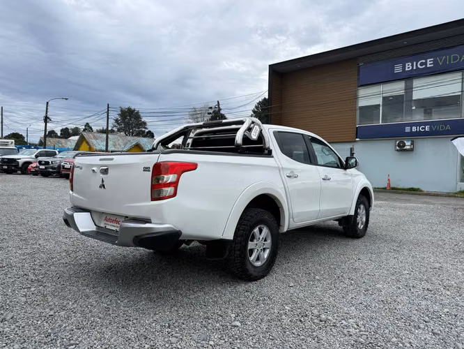 MITSUBISHI L200 DAKAR CRS 4X4 2019 - Imagen 8