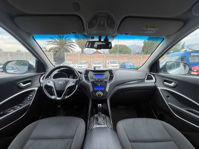Hyundai Santa Fe GLS 2.2 AT 4WD 2015 - Imagen 10