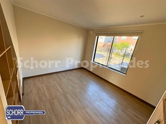 Casa en arriendo de 4 dorm. Parque San Valentín en Talca - Imagen 9